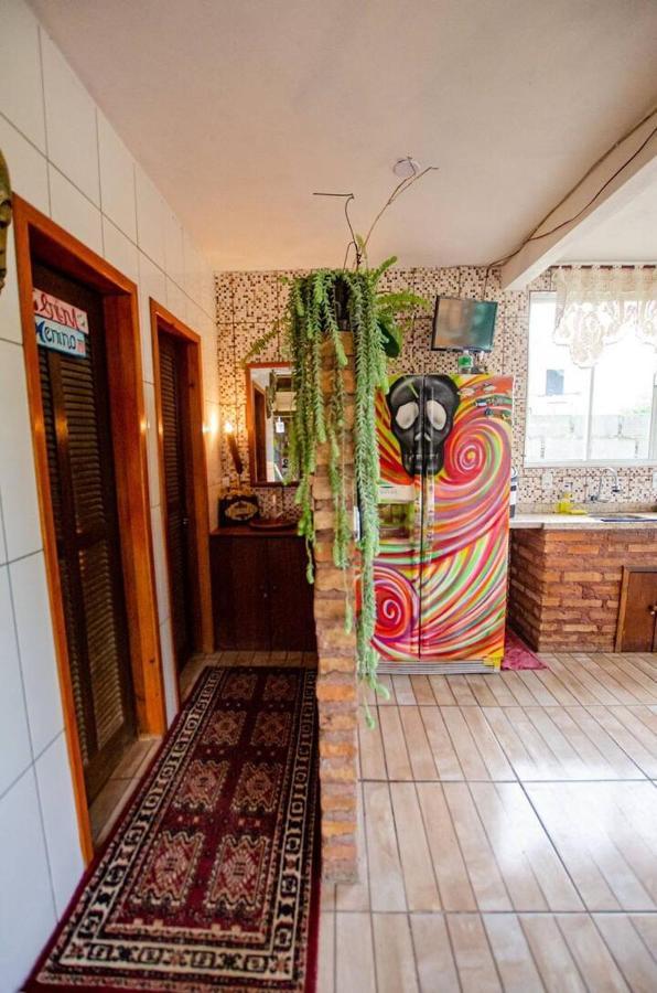 Hostel Quintal Do Rosa Praia do Rosa Bagian luar foto