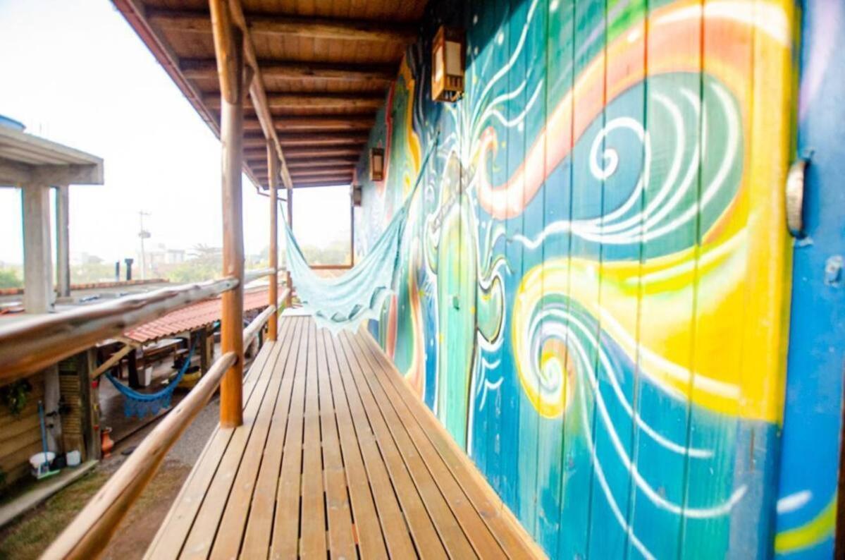 Hostel Quintal Do Rosa Praia do Rosa Bagian luar foto